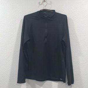 Patagonia 1/4 zip men’s large black pullover